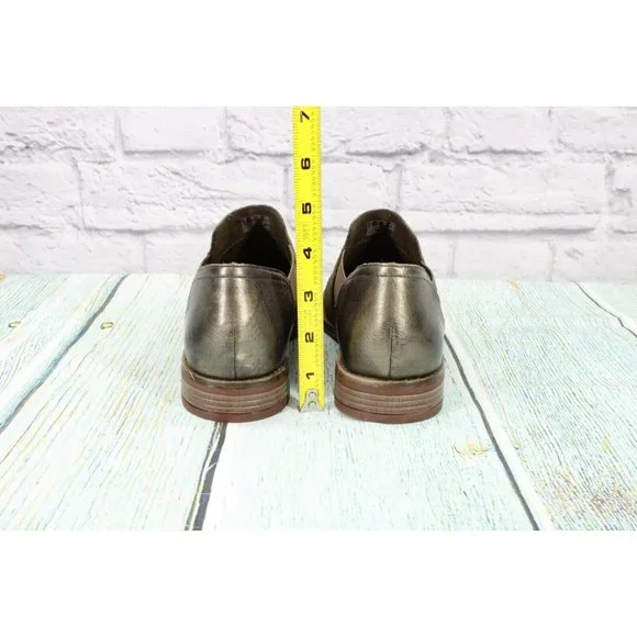 Clarks  Brown Leather Slip On Chelsea Ankle Boots Size 7.5 Medium - Picture 6 of 9